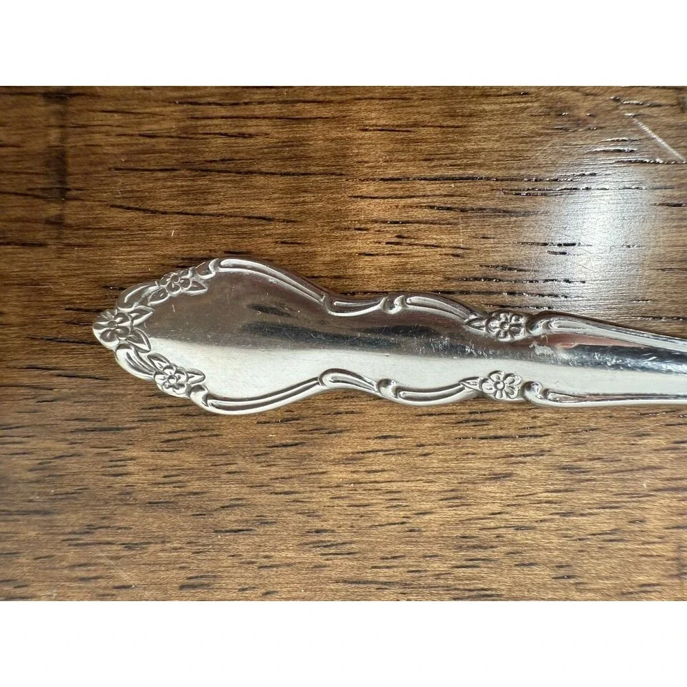 ONEIDA Chateau Stainless Steel Silver Spoon Floral Handle 7.5in Dishwasher Safe
